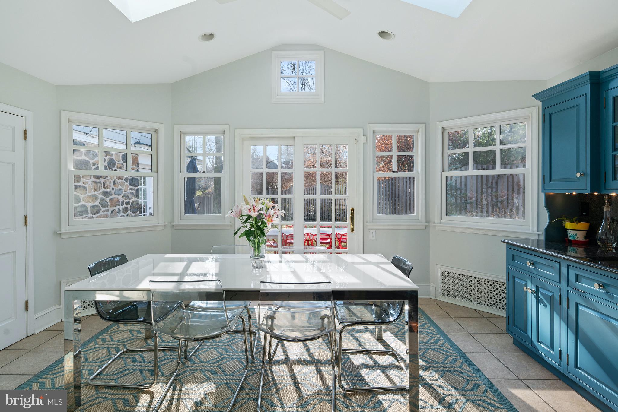 237 Pembroke Avenue Wayne, PA 19087 - Photo 20 of 35