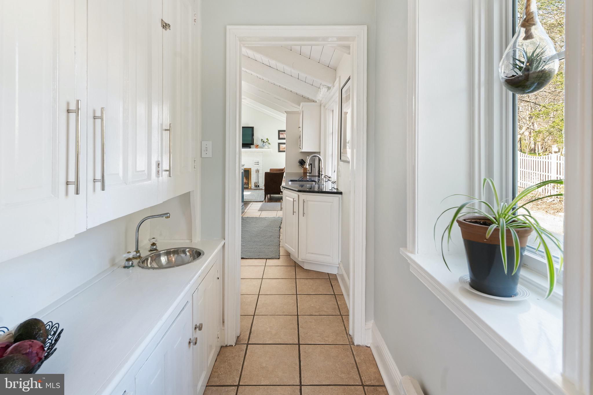 237 Pembroke Avenue Wayne, PA 19087 - Photo 21 of 35