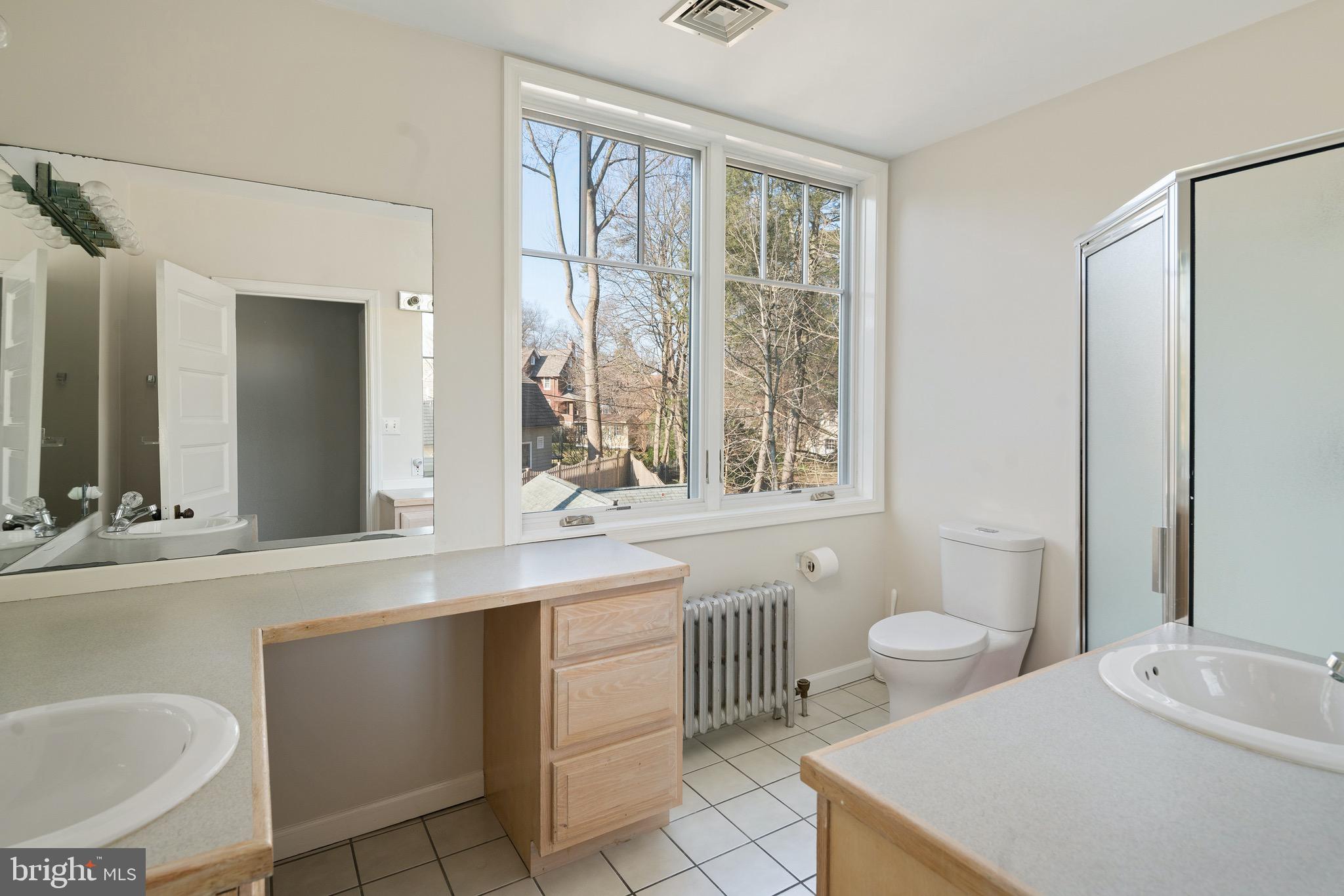 237 Pembroke Avenue Wayne, PA 19087 - Photo 32 of 35