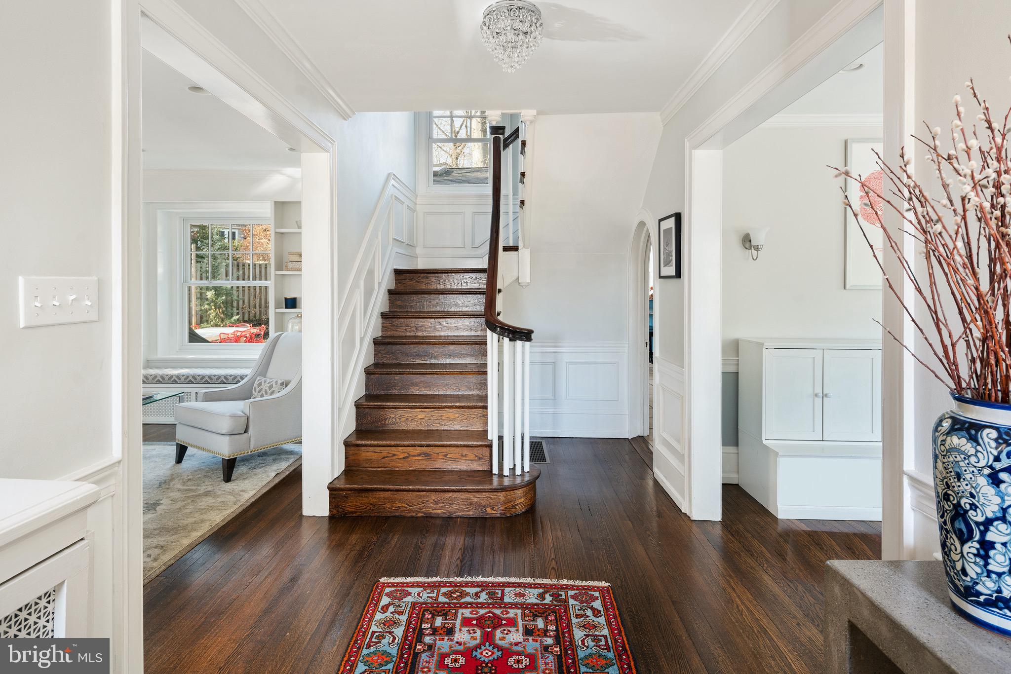 237 Pembroke Avenue Wayne, PA 19087 - Photo 8 of 35