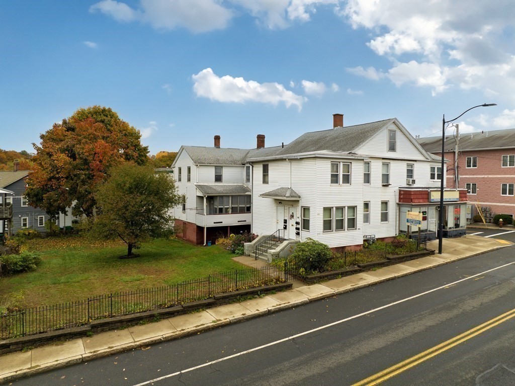 325 Front Street Chicopee, MA 01013 - Photo 4 of 16 Gallery Image 4