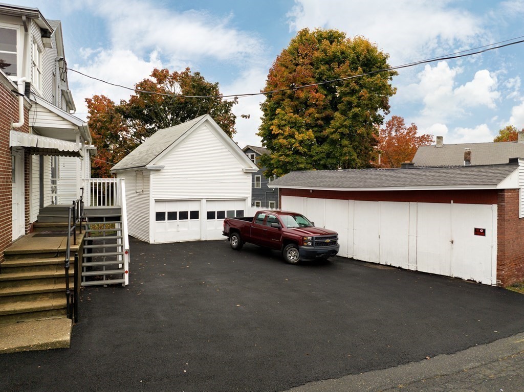 325 Front Street Chicopee, MA 01013 - Photo 5 of 16 Gallery Image 5