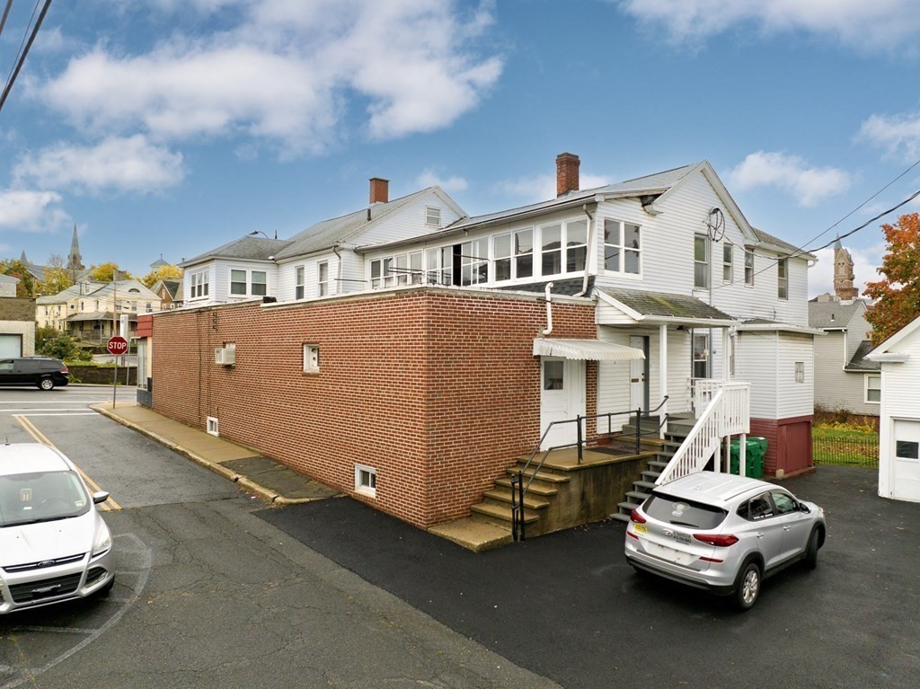 325 Front Street Chicopee, MA 01013 - Photo 6 of 16 Gallery Image 6