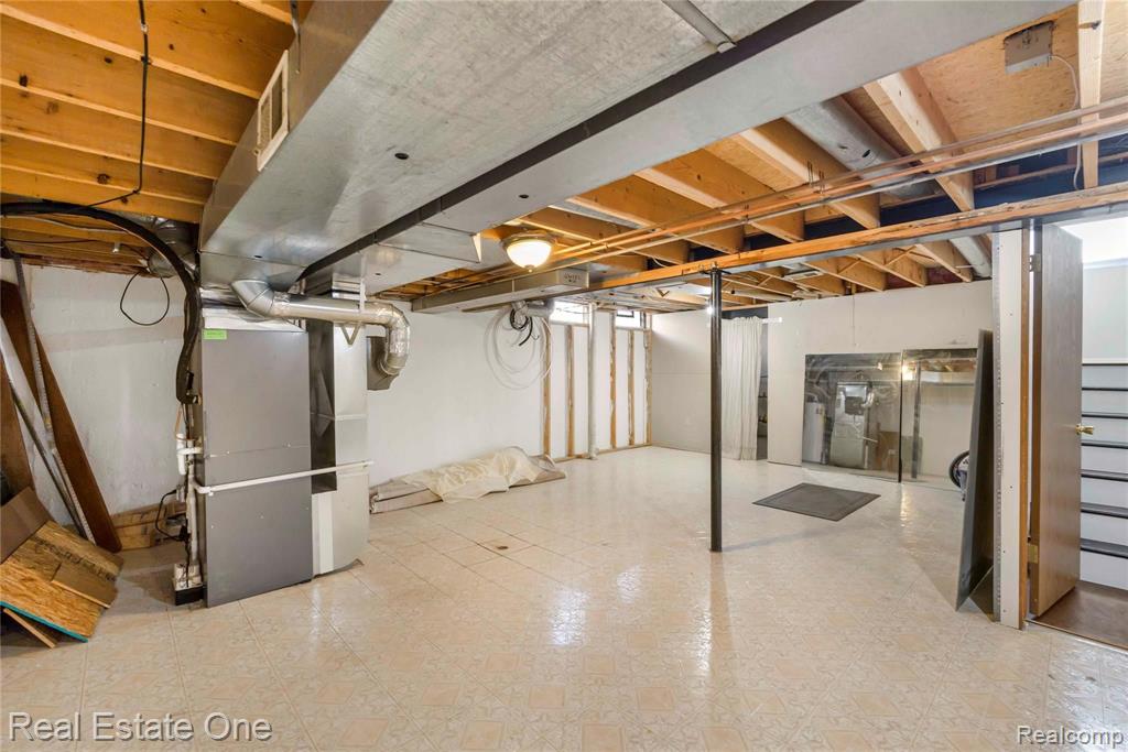 702 Ten Point Drive Rochester Hills, MI 48309 - Photo 25 of 34