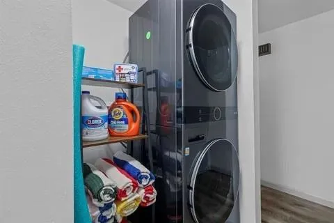 $405,000 | 3130 Barton Road, Carrollton, TX 75007