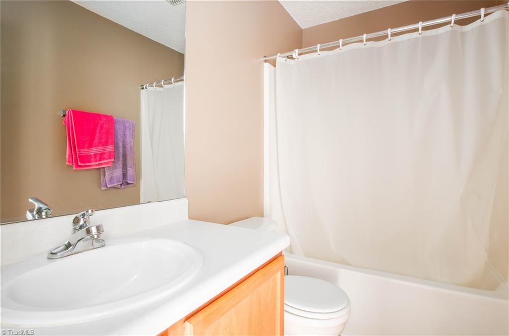 2026 WaterStone Loop High Point, NC 27265 - Photo 12 of 18 Gallery Image 12