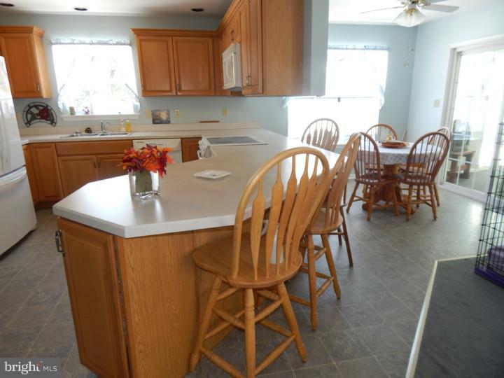 215 Kulps Road Barto, PA 19504 - Photo 13 of 17 Gallery Image 13