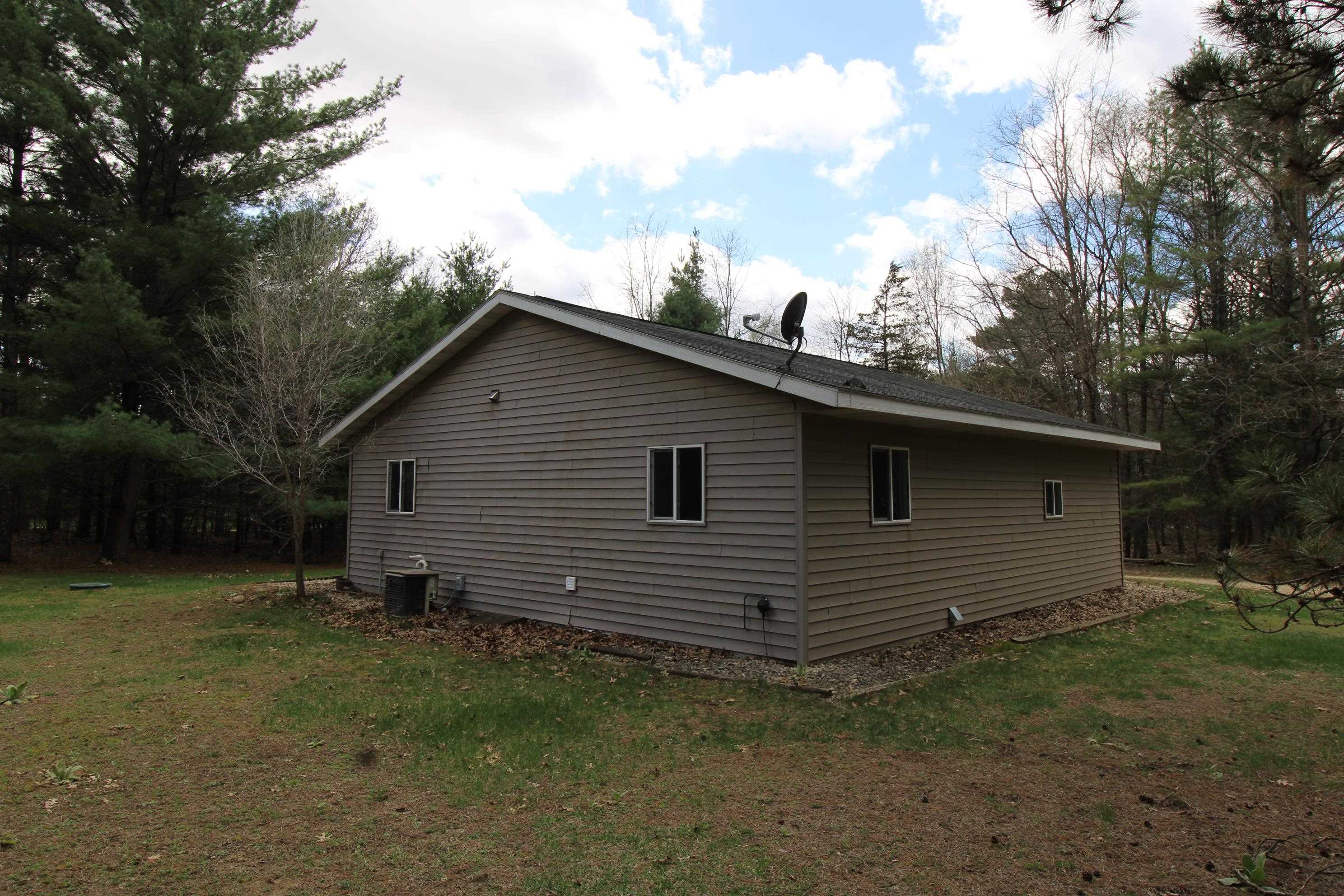 N3928 Oak Ridge Drive Montello, WI 53949 - Photo 17 of 22