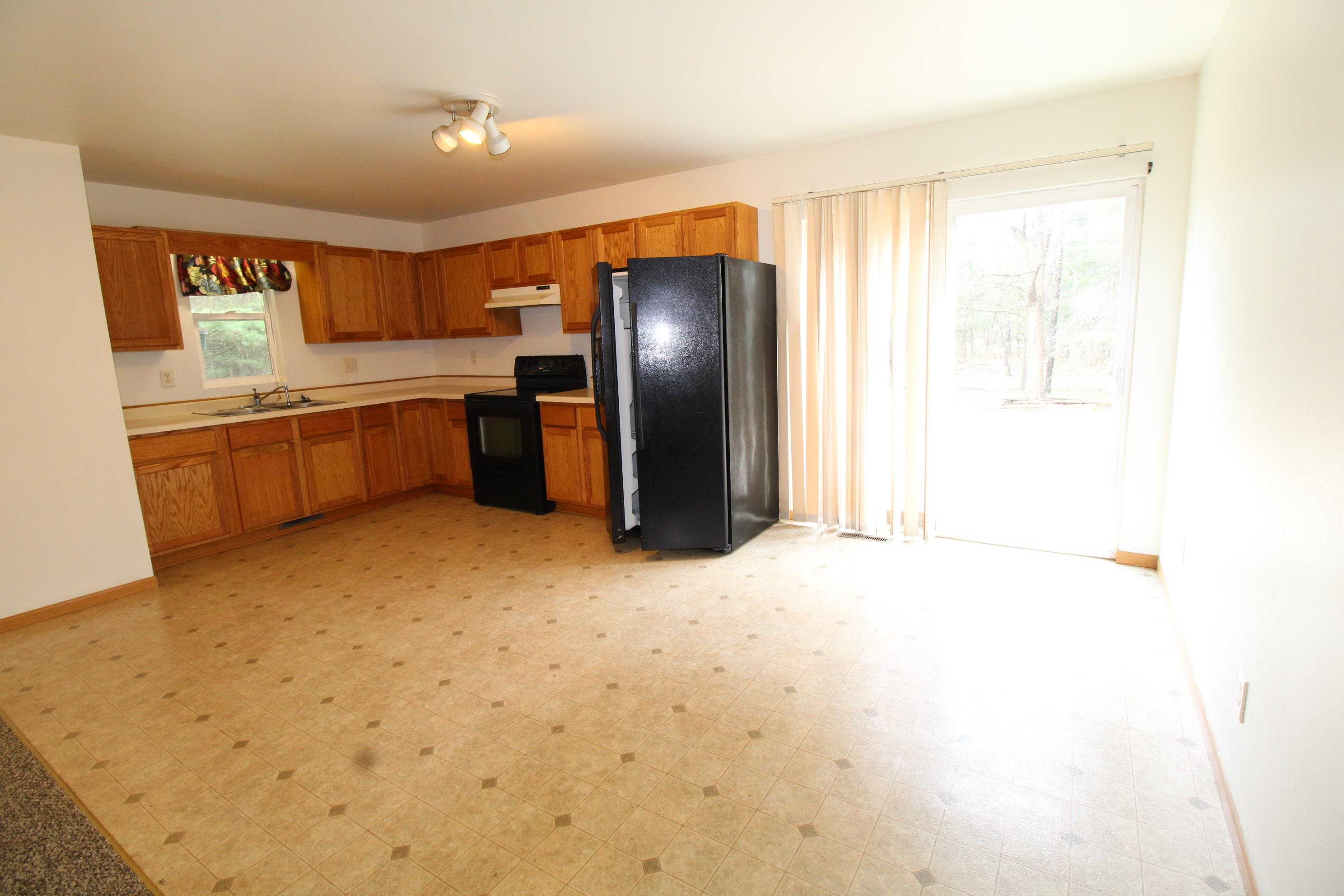 N3928 Oak Ridge Drive Montello, WI 53949 - Photo 6 of 22