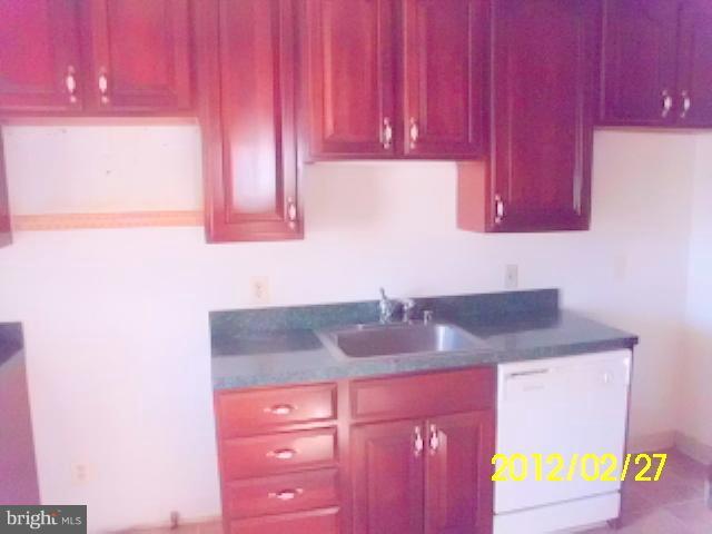 4641 Harcourt Road Baltimore, MD 21214 - Photo 8 of 17 Kitchen