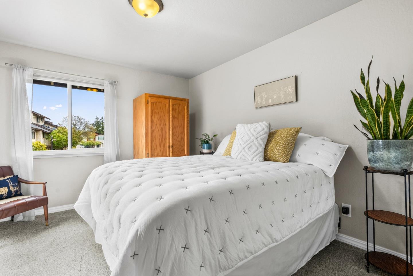 3071 Arlington Drive Aptos, CA 95003 - Photo 33 of 54 a bedroom with a bed and a window