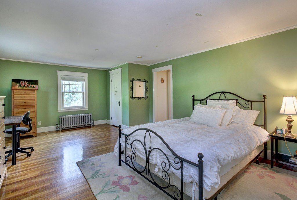 5 Hampton Road Westwood, MA 02090 - Photo 18 of 28 Gallery Image 18