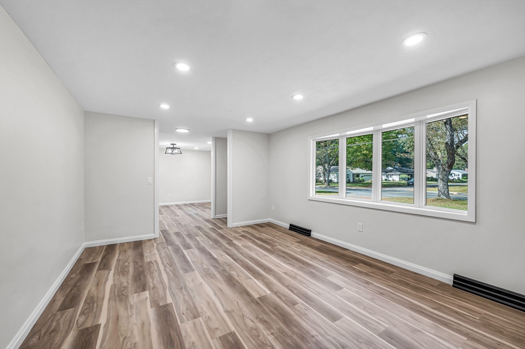 557 Maple Road, Unit 1 Longmeadow, MA 01106 - Photo 24 of 42