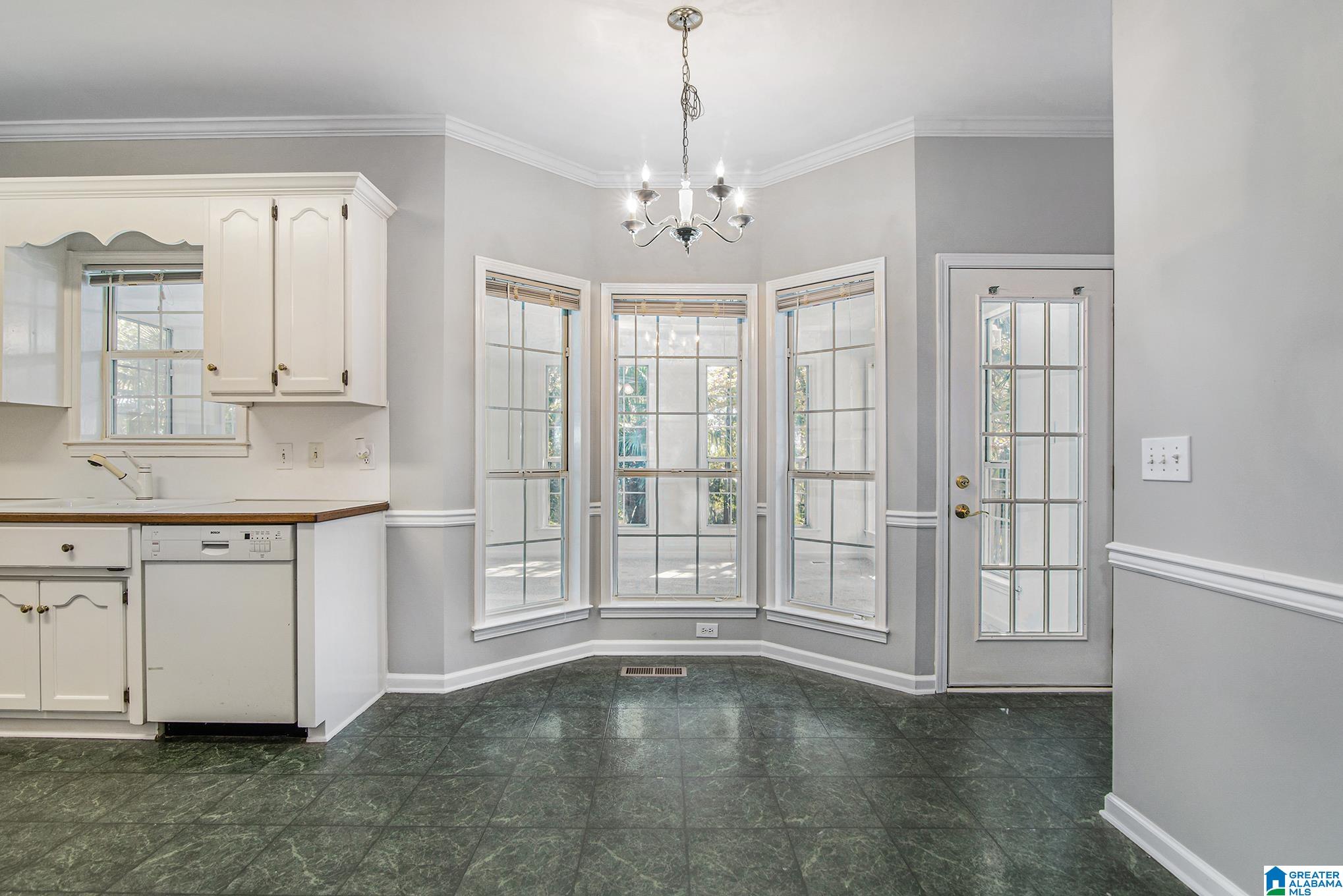 6437 Mountain Ridge Road Trussville, AL 35173 - Photo 13 of 48