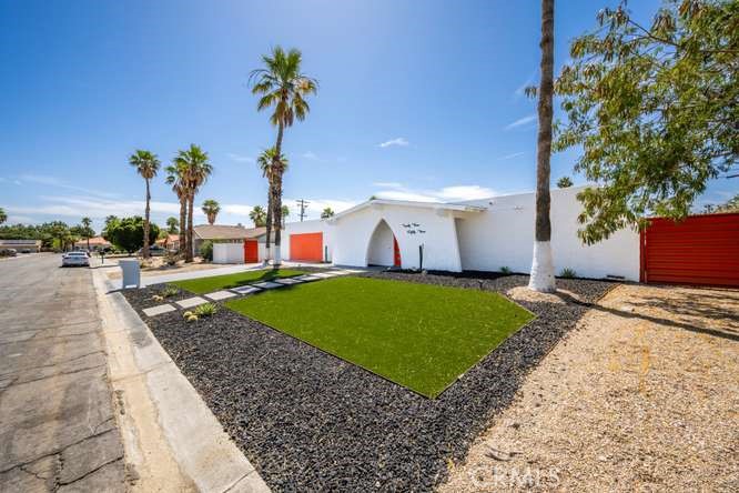 2383 East Bellamy Road Palm Springs, CA 92262 - Photo 36 of 56