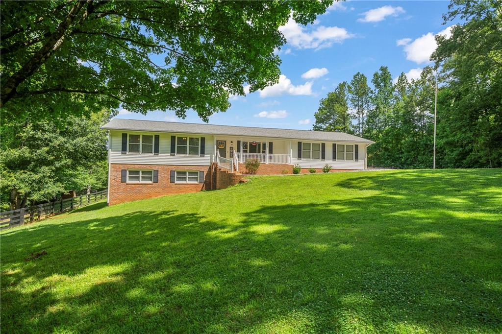 851 Lacy Road Canton, GA 30115 - Photo 3 of 63