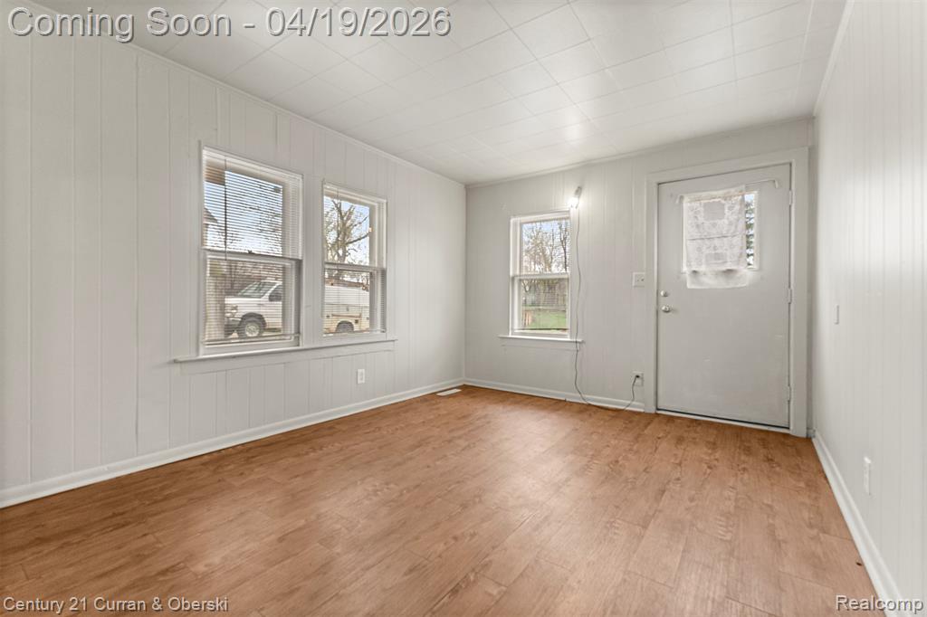 774 Corwin Court Pontiac, MI 48340 - Photo 3 of 28
