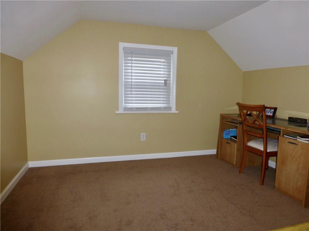 2808 McKelvey Road Pittsburgh, PA 15221 - Photo 15 of 22 3rd Bedroom 2nd floor
