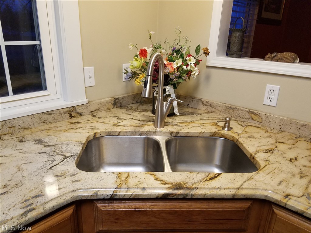 7825 North Ridge Road Madison, OH 44057 - Photo 18 of 35