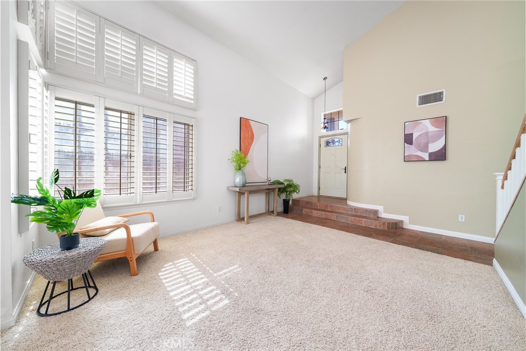 7487 Holloway Rancho Cucamonga, CA 91730 - Photo 7 of 36