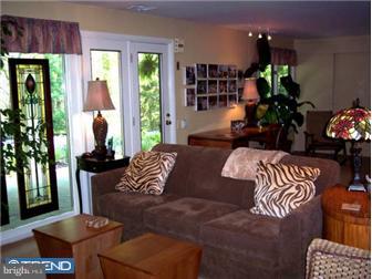 396 Croton Road Wayne, PA 19087 - Photo 5 of 12 Family Room