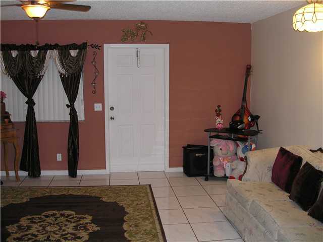 5350 Elmhurst Road, Unit H West Palm Beach, FL 33417 - Photo 6 of 13 Additional Photo