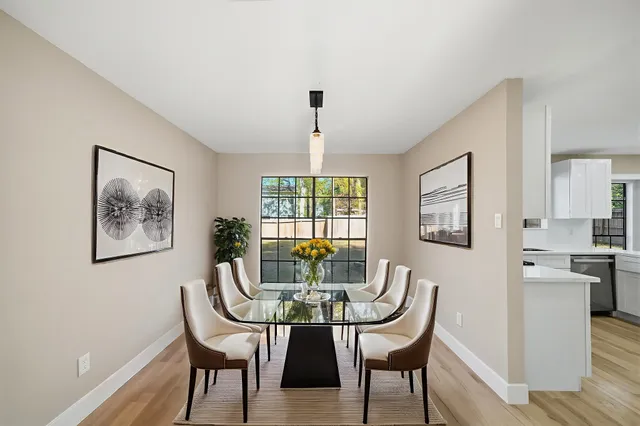 $399,900 | 22 Cricket Hollow Place, Spring, TX 77381