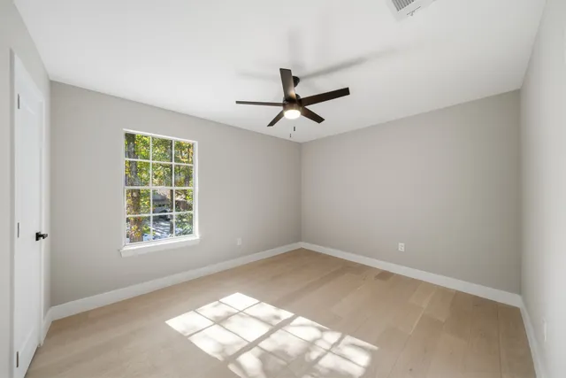 $399,900 | 22 Cricket Hollow Place, Spring, TX 77381