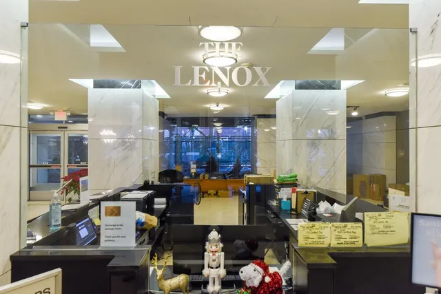 a very nice looking room with many windows