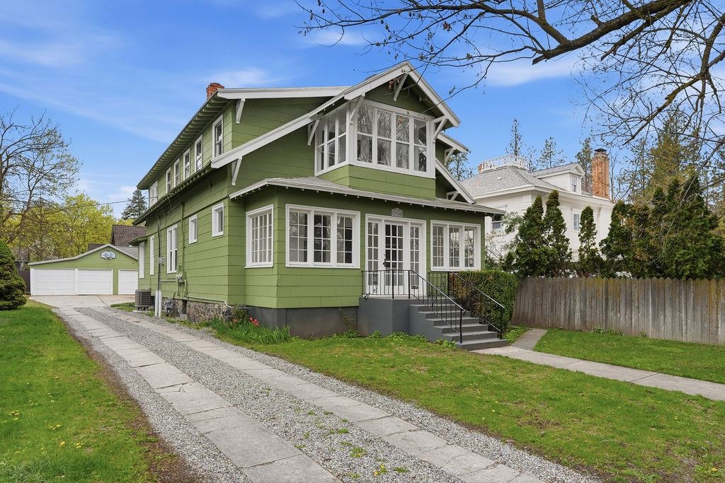 2114 South Grand Boulevard Spokane, WA 99203 - Photo 2 of 50