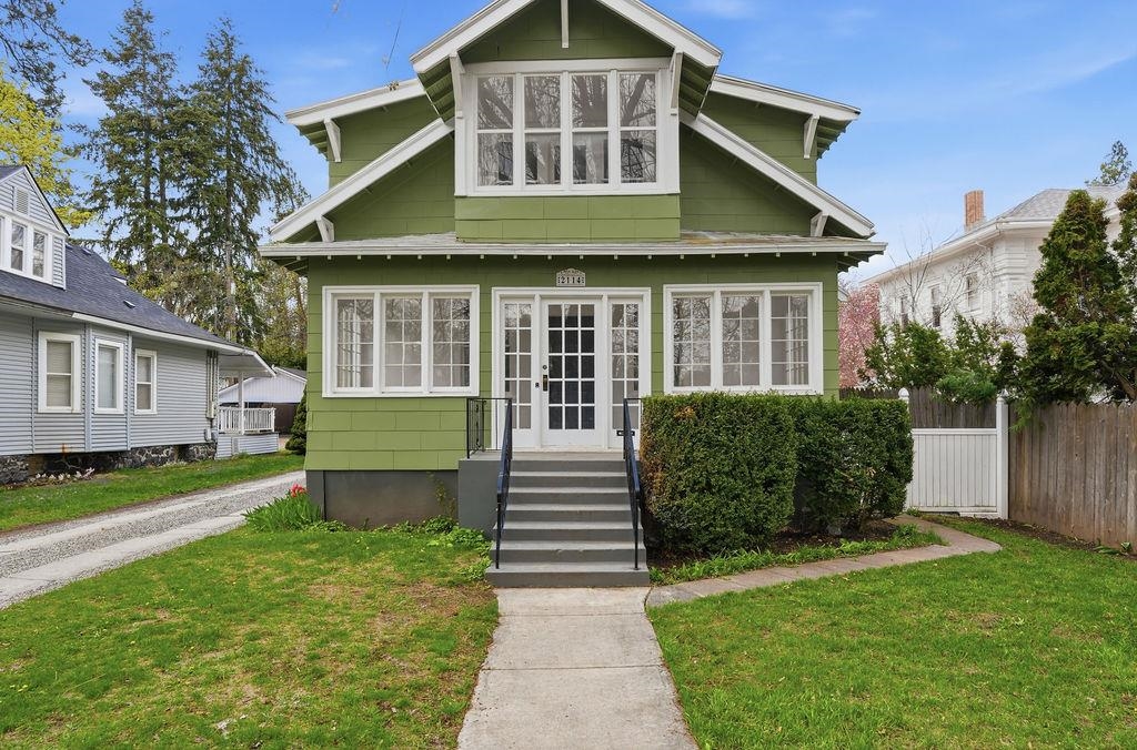 2114 South Grand Boulevard Spokane, WA 99203 - Photo 4 of 50