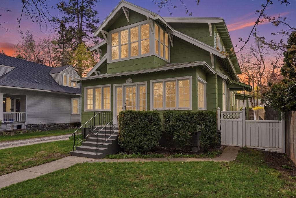 2114 South Grand Boulevard Spokane, WA 99203 - Photo 5 of 50