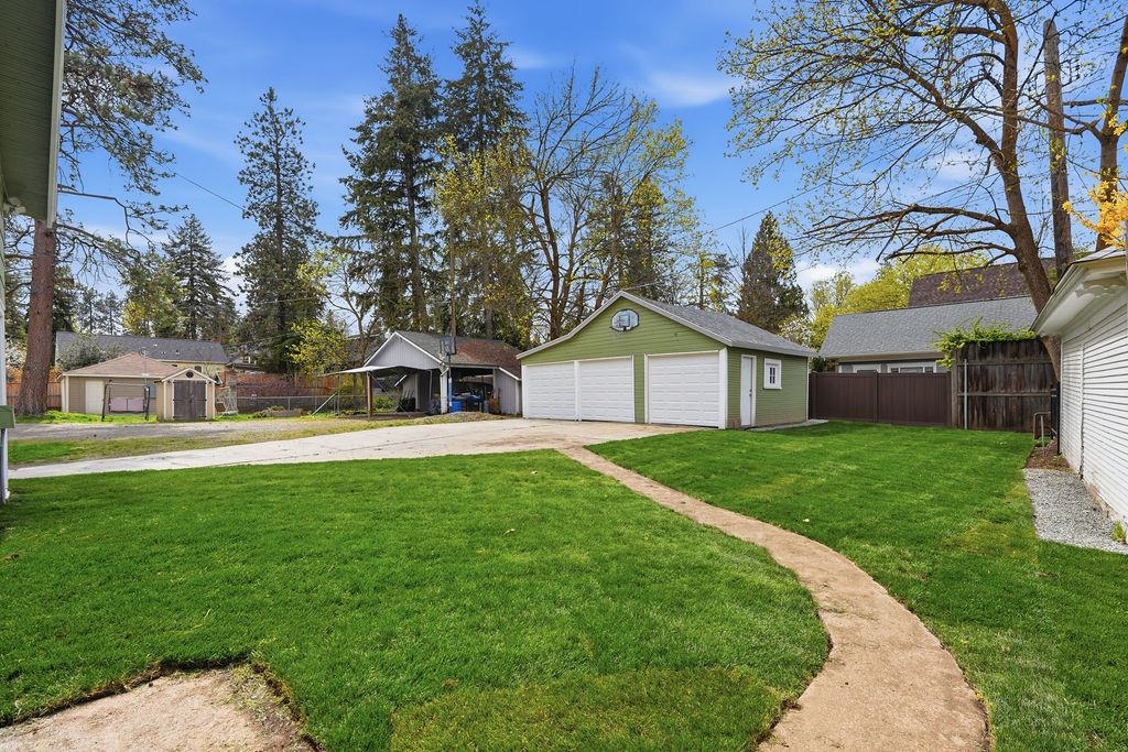 2114 South Grand Boulevard Spokane, WA 99203 - Photo 6 of 50