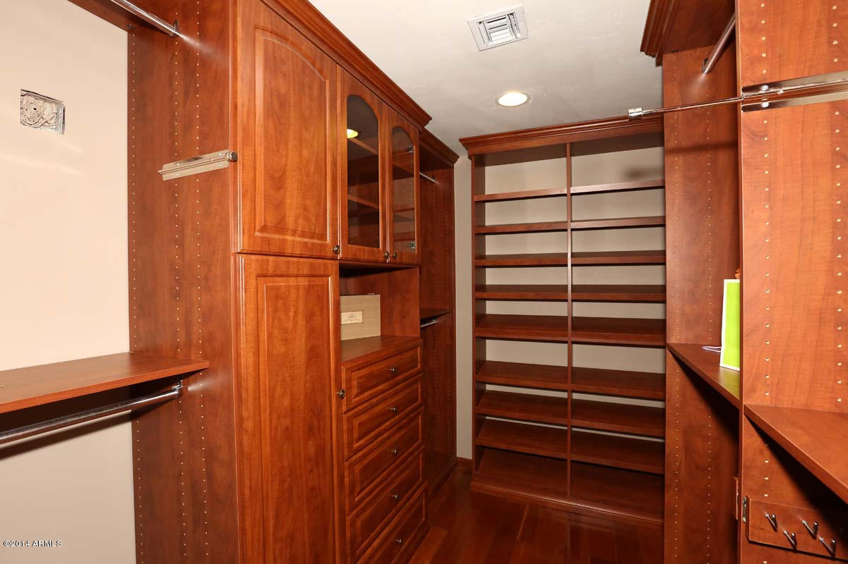 3440 East Campbell Road Gilbert, AZ 85234 - Photo 21 of 50 Master Walk-in Closet2