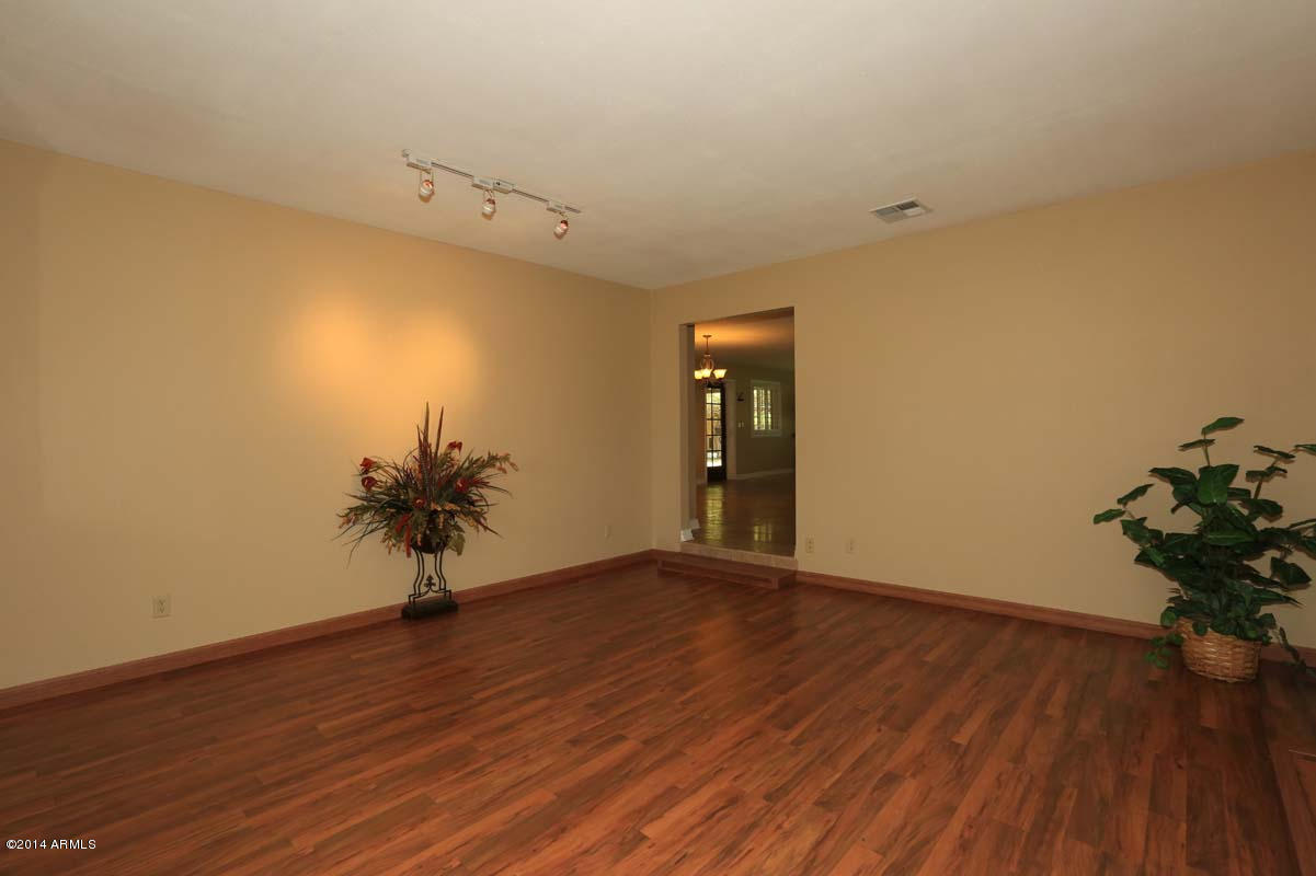 3440 East Campbell Road Gilbert, AZ 85234 - Photo 5 of 50 Living Room2