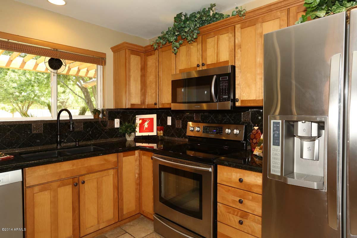 3440 East Campbell Road Gilbert, AZ 85234 - Photo 7 of 50 Kitchen-Range