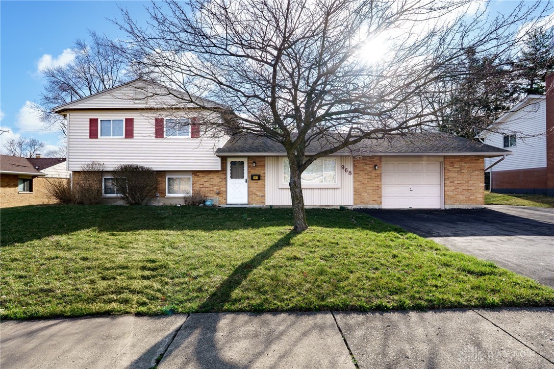 968 Spinning Road Dayton, OH 45431 - Photo 1 of 39 Gallery Image 1