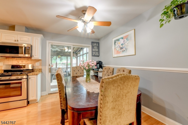 835 Colonial Arms Road Union, NJ 07083 - Photo 7 of 39