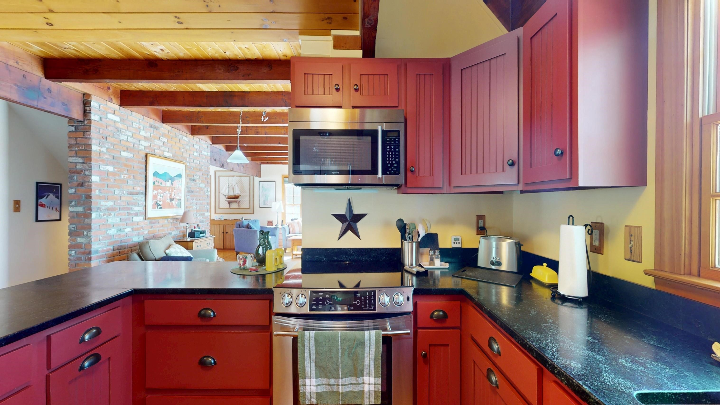 1456 Halladay Road Middlebury, VT 05753 - Photo 10 of 38