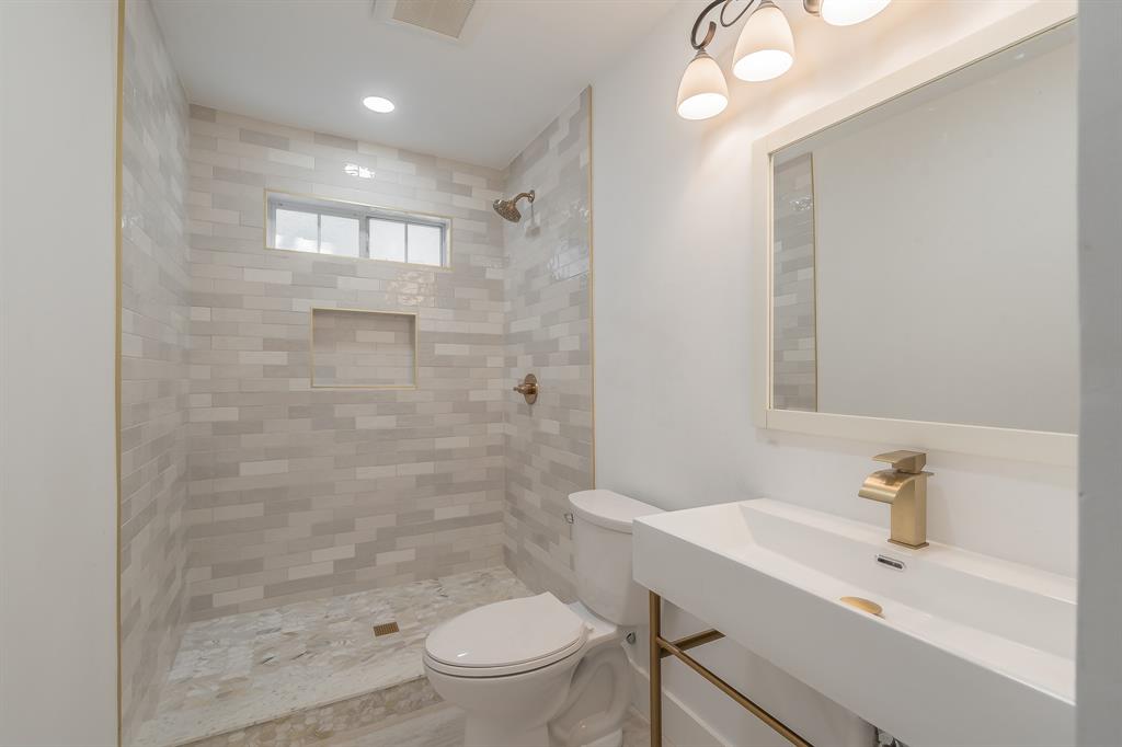 2815 Perkins Road Arlington, TX 76016 - Photo 18 of 40