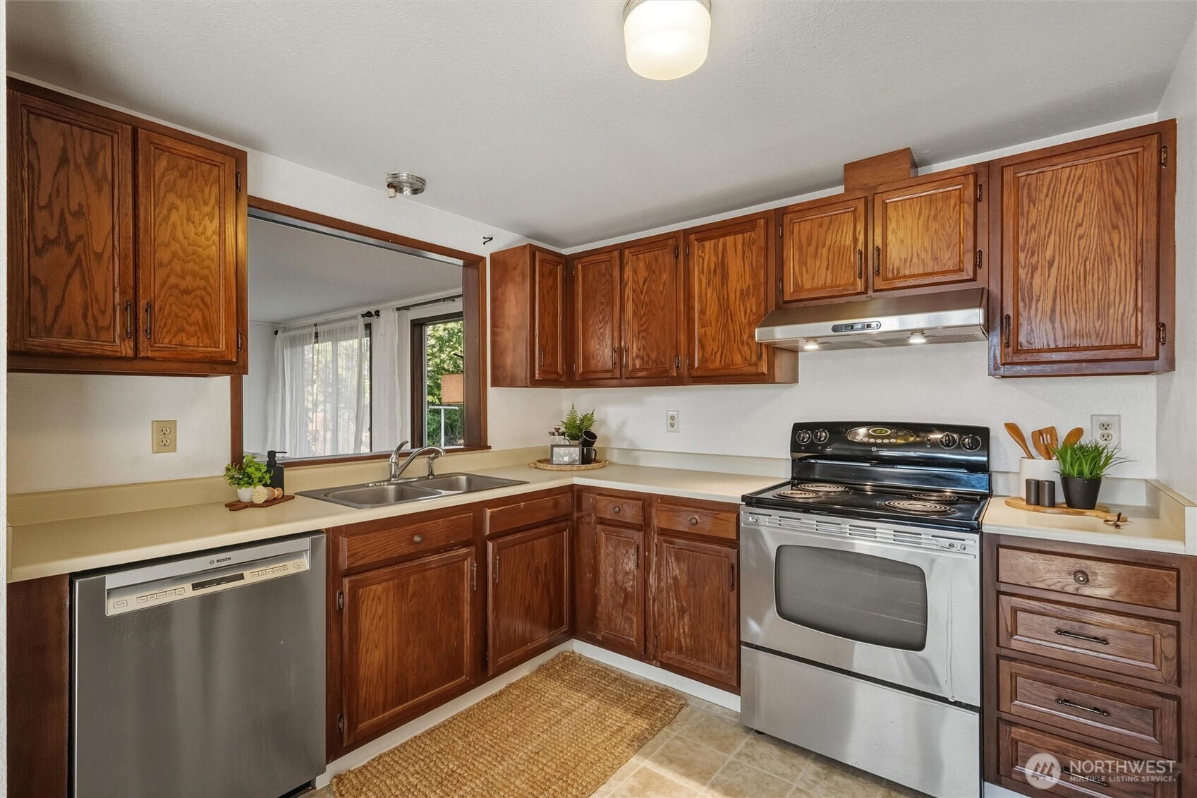 3811 York Street Bellingham, WA 98229 - Photo 12 of 40