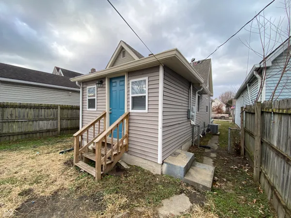 $1,499 | 2121 Webb Street, Indianapolis, IN 46225