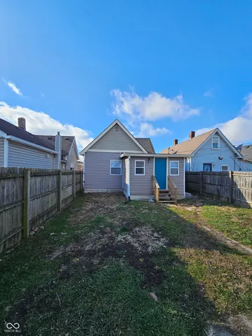 $1,725 | 2121 Webb Street, Indianapolis, IN 46225