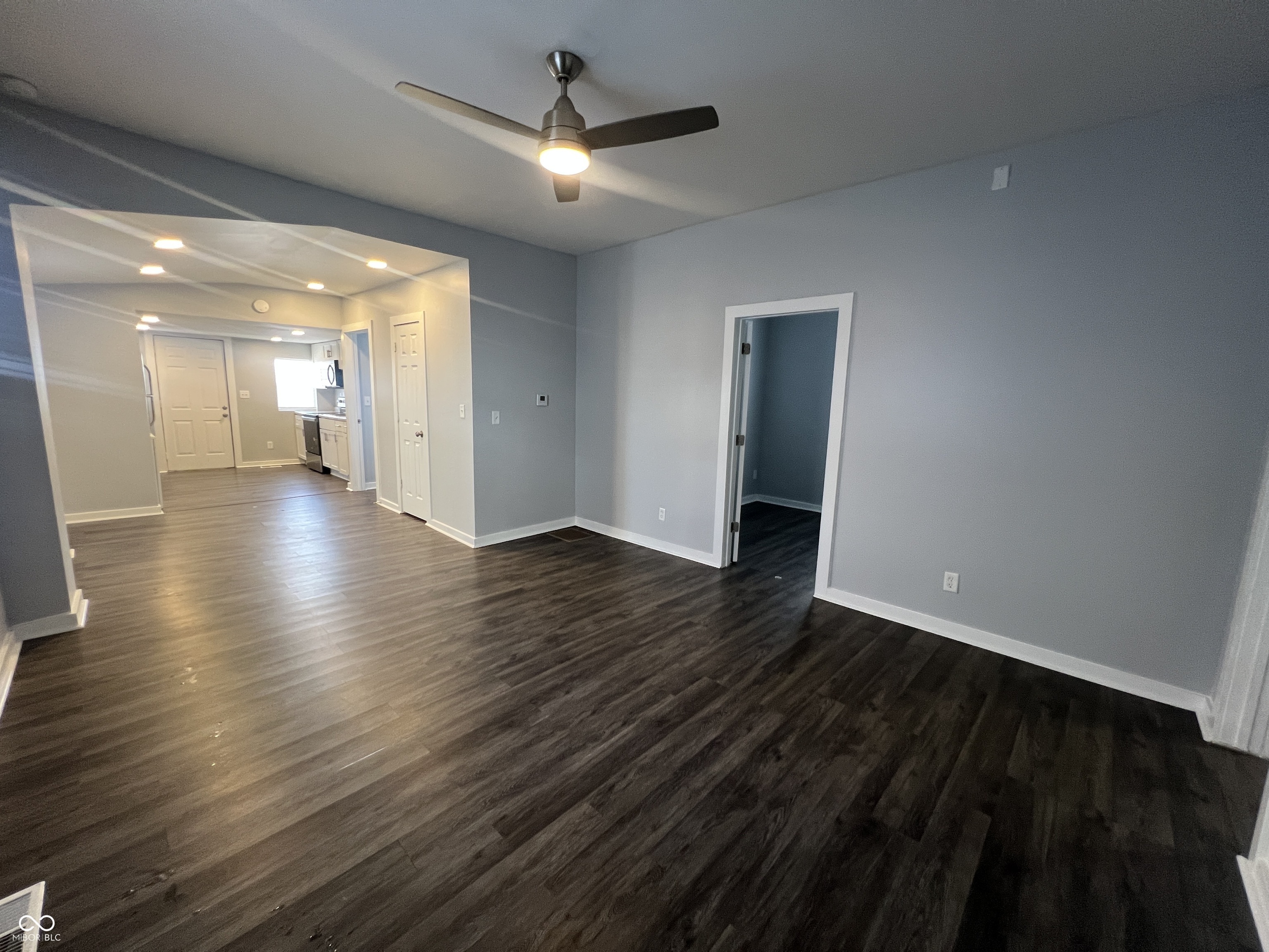 2121 Webb Street Indianapolis, IN 46225 - Photo 3 of 17