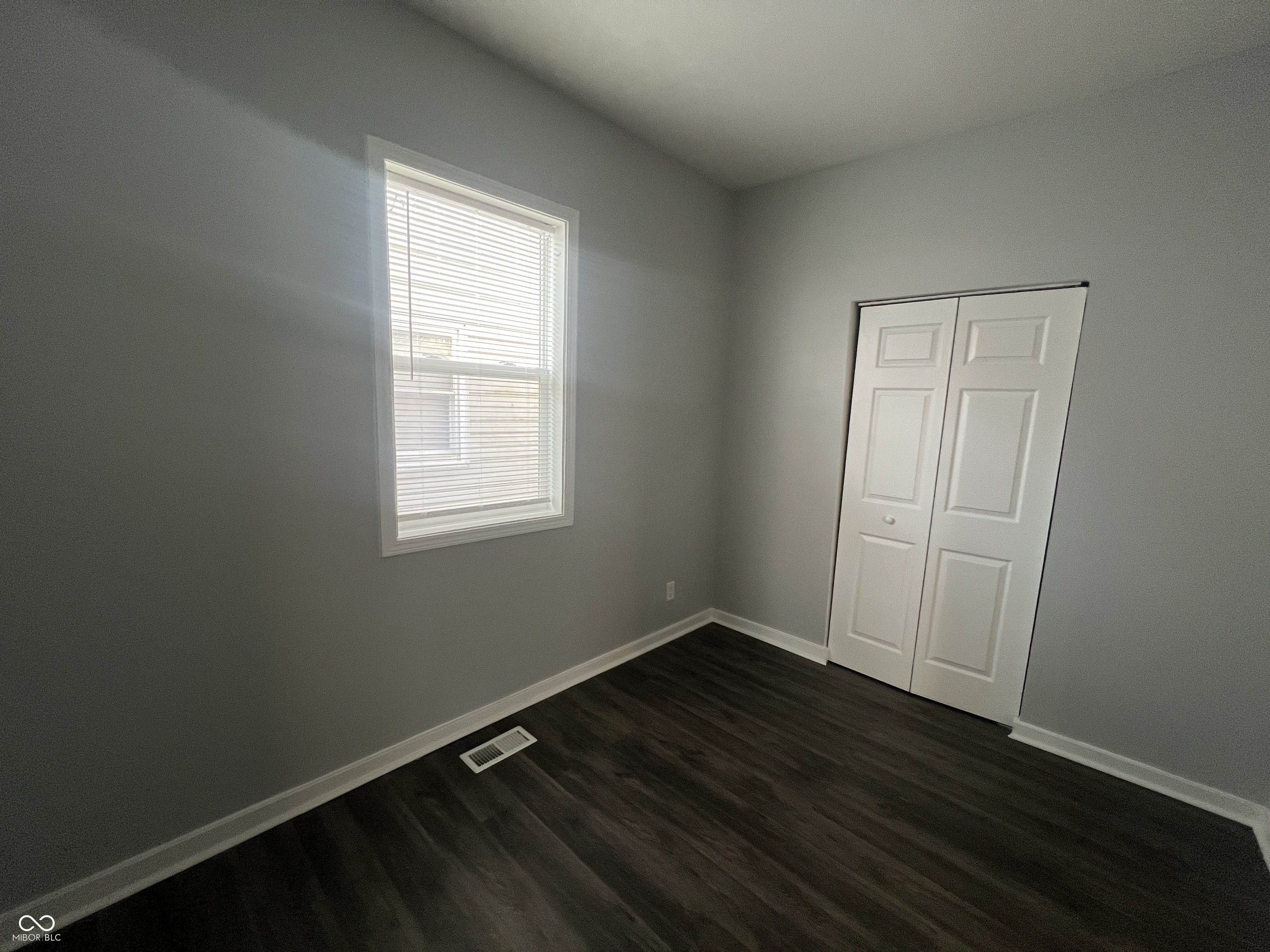 2121 Webb Street Indianapolis, IN 46225 - Photo 10 of 17