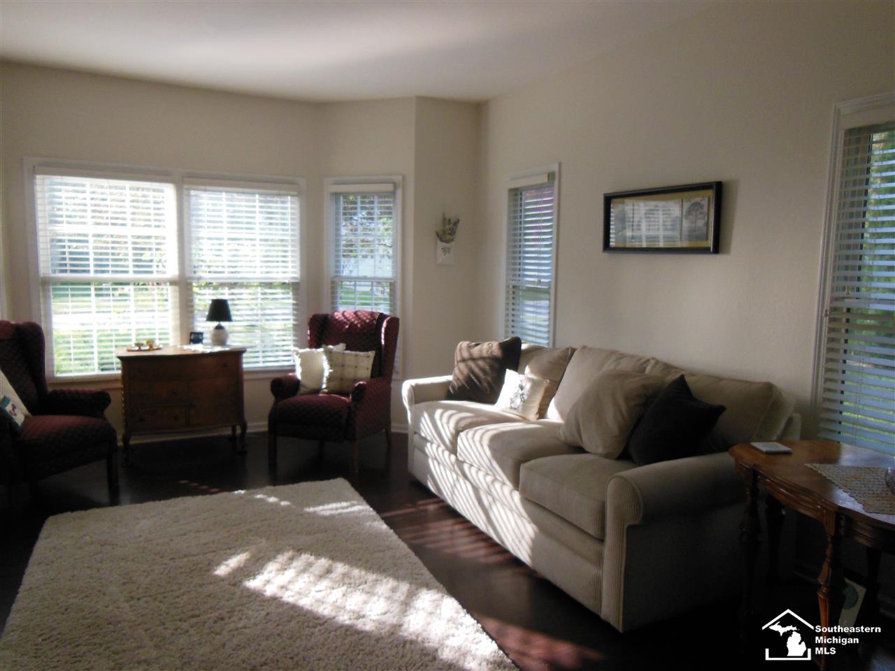 6762 Lockmill Road Temperance, MI 48182 - Photo 9 of 30 50025850-8.JPG