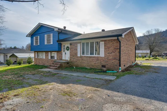 $225,000 | 205 Danny Drive, Jasper, TN 37347