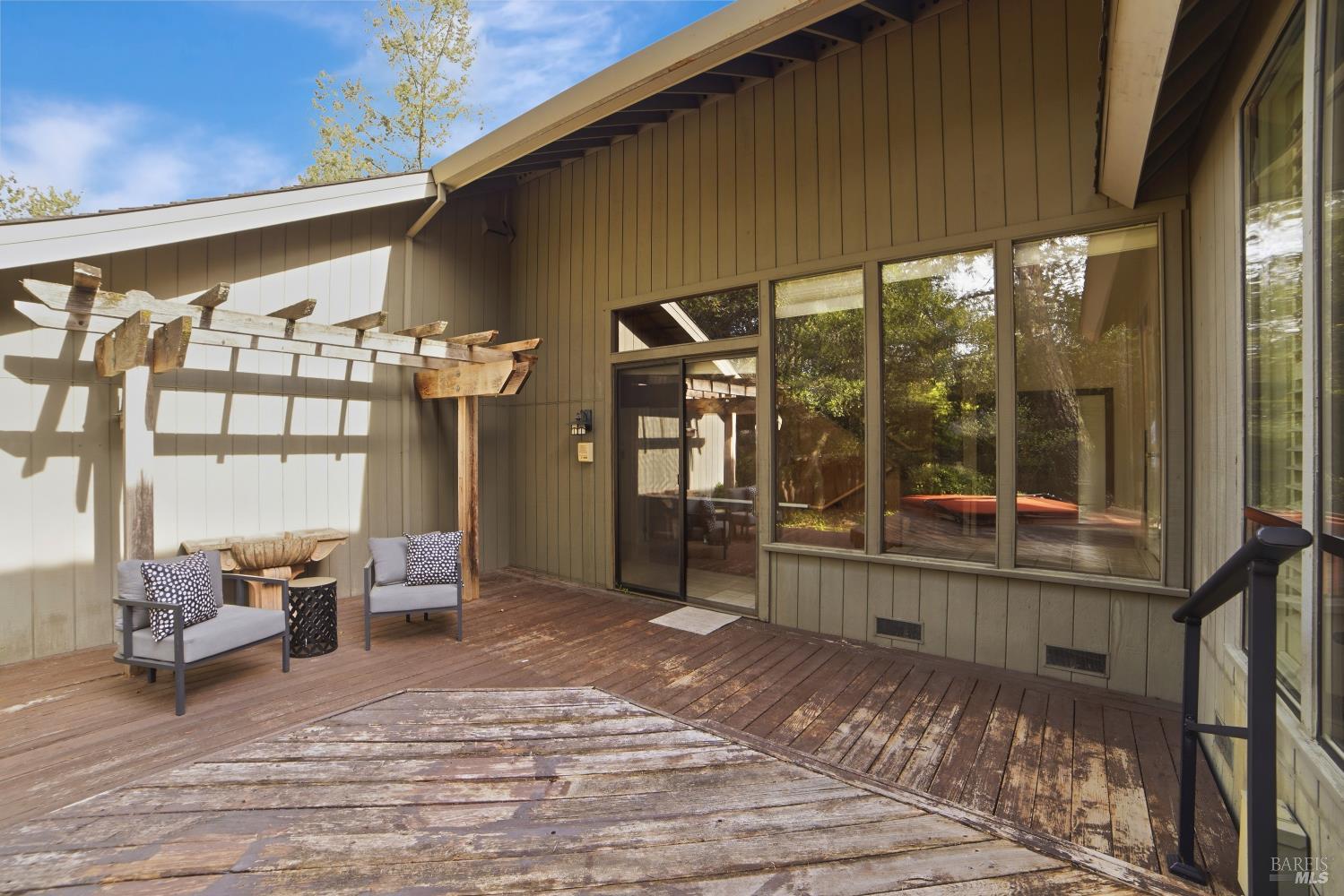 2656 Fir Park Way Santa Rosa, CA 95404 - Photo 42 of 51 a room with furniture and large windows