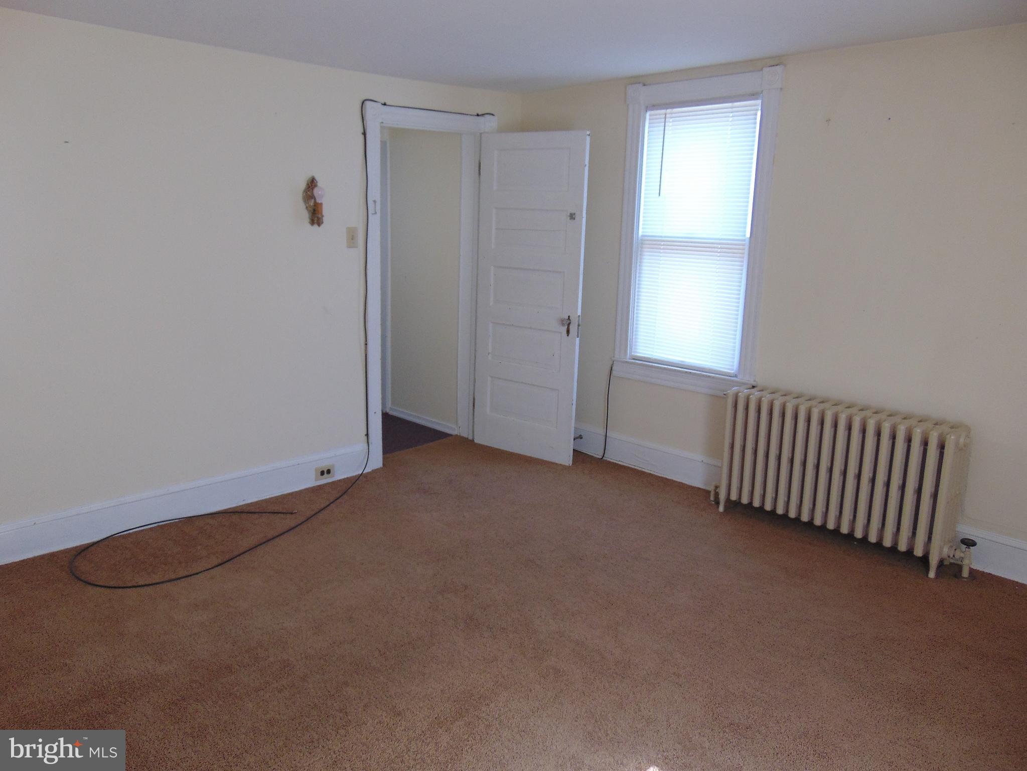 24 East Ridge Street Coaldale, PA 18218 - Photo 18 of 38 an empty room with windows