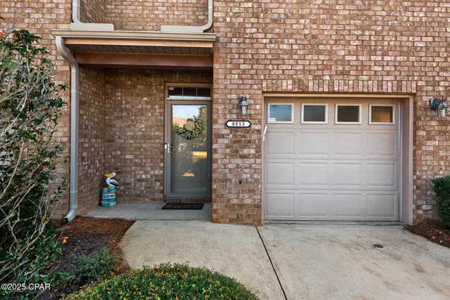 $2,200 | 8853 Brown Pelican Circle, Navarre, FL 32566